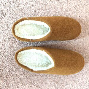 Tan Suede Women's Slippers, New, Size 7-8
